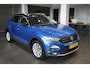 Volkswagen T-Roc 1.0 TSI Style navi clima cruise pdc trekhaak 17 inch !!
