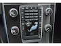 Volvo V60 T3 R-Design | Stoelverwarming | Trekhaak | Rondom parkeersensoren | High Performance Audio | Automaat |
