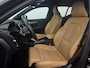 Volvo XC40 1.5 T5 Recharge R-Design Expression / Leder interieur / Stoelverwarming / Elektrisch verstelbare stoel + Geheugenfunctie / DAB+