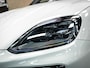 Porsche Cayenne Coupé Cayenne E-hybride Na genoeg nieuwe Kreid grijze Porsche Cayenne Hybride voorzien van vele opties!