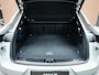 Porsche Cayenne Coupé Cayenne E-hybride Na genoeg nieuwe Kreid grijze Porsche Cayenne Hybride voorzien van vele opties!
