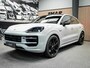 Porsche Cayenne Coupé Cayenne E-hybride Na genoeg nieuwe Kreid grijze Porsche Cayenne Hybride voorzien van vele opties!