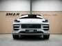 Porsche Cayenne Coupé Cayenne E-hybride Na genoeg nieuwe Kreid grijze Porsche Cayenne Hybride voorzien van vele opties!