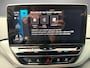 Volkswagen ID.4 Pro Business Advantage 204pk 77 kWh · SOH 95,4% · Camera · Wegklapbare Trekhaak · Apple/Android Car Play · Stoel-& Stuurverwarming · 19'' Inch ·