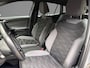 Volkswagen ID.4 Pro Business Advantage 204pk 77 kWh · SOH 95,4% · Camera · Wegklapbare Trekhaak · Apple/Android Car Play · Stoel-& Stuurverwarming · 19'' Inch ·