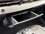 Nissan Ariya Evolve 91 kWh / SOH 99% / Stoelverwarming voor en achter / Schuif-kantel dak / Stoelventilatie / Stuurverwarming / 100% dealer onderhouden / Elektrisch verstelbare stoelen met geheugen / Elektrische achterklep / Adaptieve cruise control / Apple Carplay/Android Auto / Navigatie /