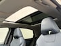 Nissan Ariya Evolve 91 kWh / SOH 99% / Stoelverwarming voor en achter / Schuif-kantel dak / Stoelventilatie / Stuurverwarming / 100% dealer onderhouden / Elektrisch verstelbare stoelen met geheugen / Elektrische achterklep / Adaptieve cruise control / Apple Carplay/Android Auto / Navigatie /