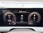 Nissan Ariya Evolve 91 kWh / SOH 99% / Stoelverwarming voor en achter / Schuif-kantel dak / Stoelventilatie / Stuurverwarming / 100% dealer onderhouden / Elektrisch verstelbare stoelen met geheugen / Elektrische achterklep / Adaptieve cruise control / Apple Carplay/Android Auto / Navigatie /