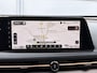 Nissan Ariya Evolve 91 kWh / SOH 99% / Stoelverwarming voor en achter / Schuif-kantel dak / Stoelventilatie / Stuurverwarming / 100% dealer onderhouden / Elektrisch verstelbare stoelen met geheugen / Elektrische achterklep / Adaptieve cruise control / Apple Carplay/Android Auto / Navigatie /