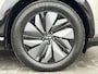 Nissan Ariya Evolve 91 kWh / SOH 99% / Stoelverwarming voor en achter / Schuif-kantel dak / Stoelventilatie / Stuurverwarming / 100% dealer onderhouden / Elektrisch verstelbare stoelen met geheugen / Elektrische achterklep / Adaptieve cruise control / Apple Carplay/Android Auto / Navigatie /