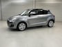 Suzuki Swift 1.2 Select Smart Hybrid / Fabrieksgarantie t/m 01-2031 / Navigatie / LM velgen / All season banden / Stoelverwarming / Airco / Dealer onderhouden / DAB Radio / Bluetooth /