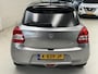 Suzuki Swift 1.2 Select Smart Hybrid / Fabrieksgarantie t/m 01-2031 / Navigatie / LM velgen / All season banden / Stoelverwarming / Airco / Dealer onderhouden / DAB Radio / Bluetooth /