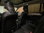 Volvo XC90 T8 AWD Recharge Ultra Dark | Luchtvering | Trekhaak | 360 Camera | Head-Up Display | Harman Kardon | 455pk | Adaptieve Cruise Control | Stoelverwarming voor+achter | Stuurwielverwarming | Schuifdak | Full LED Meesturende koplampen | Pilot Assist | BLIS Dode Hoek Detectie | Alcantara hemelbekleding | Lederen zonnekleppen en handgrepen | Elektrische voorstoelen geheugen | Quilted Nordico bekleding | Zitting verlenging voorstoelen | Lederen dashboard | 21 Inch | Google Infotainment | Keyless Drive | Privacy Glass | Elektrisch bedienbare achterklep | Geïntegreerd kinderzitje achterin | Geïntegreerde zongordijnen achterportieren | Verlichte instaplijsten | 7-Persoons | 4-Zone Climate Control | DAB Radio | Apple Carplay/Android Auto | Alarm Klasse III | Onyx Black Metallic |