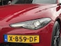 Alfa Romeo Giulia 2.0T Super 200pk | Afn. Trekhaak | Stoel- & Stuurverwarming | Camera | Adaptive Cruise | Winterset