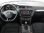 Volkswagen Tiguan 1.4 TSI R Line | Panoramadak | Stoelverwarming | Trekhaak | Adaptive cruise | Virtual Cockpit | Dynaudio | Massage | Camera | Navigatie | LED Plus | Keyless | 20'' | Park Assist