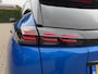 Peugeot 2008 1.2 Hybrid 145 PK GT | 1e Eigenaarsauto nieuw door Thalen geleverd | Alcantara Interieurpakket | Navigatie | 360 Graden Camera | 18" Lichtmetalen Velgen | Stoelverwarming | Full LED Verlichting | Dode Hoek Detectie | Cruise Control | DAB+ Radio | Keyless Entry & TSart | Draadloze Telefoonlader | Apple Carplay & Android Auto |