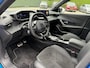 Peugeot 2008 1.2 Hybrid 145 PK GT | 1e Eigenaarsauto nieuw door Thalen geleverd | Alcantara Interieurpakket | Navigatie | 360 Graden Camera | 18" Lichtmetalen Velgen | Stoelverwarming | Full LED Verlichting | Dode Hoek Detectie | Cruise Control | DAB+ Radio | Keyless Entry & TSart | Draadloze Telefoonlader | Apple Carplay & Android Auto |