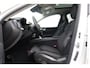 Volvo XC60 T6 Ultra Dark | Luchtvering | Trekhaak | Pano | HUD|
