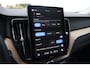 Volvo XC60 T6 Ultra Dark | Luchtvering | Trekhaak | Pano | HUD|