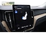Volvo XC60 T6 Ultra Dark | Luchtvering | Trekhaak | Pano | HUD|