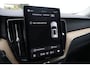 Volvo XC60 T6 Ultra Dark | Luchtvering | Trekhaak | Pano | HUD|