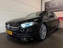 Mercedes-Benz A-klasse 200 AMG Pano, ACC, Multibeam, Burmester, 360° Camera, Sfeerverlichting, Multispaak, Night-Pakket, Airco