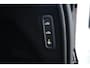 Volvo XC90 T8 Recharge AWD Ultra Bright Executive | Luchtvering | Bowers & Wilkins | Massage | Head-Up | 22" | Gelamineerd glas