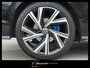 Volkswagen Golf 1.5 eTSI R-Line Pano H&K Audio Cruise Camera