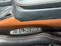 Mercedes-Benz G-klasse G63 AMG Designo l Parelmoer l Carbon l Schuifdak l ACC l Alcantara l Camera l Trekhaak l Entertainment