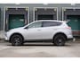 Toyota RAV4 2.5 Hybrid 197pk Black Edition | Panoramadak | ACC | Stoelverwarming | Lederen bekleding