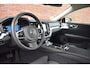 Volvo S60 T6 Recharge 350PK AWD Ultimate Bright | Bowers en Wilkins | Trekhaak | Rondomzicht camera | Massage functie voorstoelen