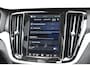 Volvo S60 T6 Recharge 350PK AWD Ultimate Bright | Bowers en Wilkins | Trekhaak | Rondomzicht camera | Massage functie voorstoelen