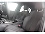 Peugeot e-208 EV GT 136PK 50 kWh | NAVIGATIE 10" TOUCHSCREEN | APPLE CARPLAY/ANDROID AUTO | PARKEERSENSOREN VOOR + ACHTER | ACHTERUITRIJ CAMERA | FULL LED KOPLAMPEN | 17" LICHTMETALEN VELGEN | CLIMATE CONTROL | CRUISE CONTROL | DAB+ RADIO | REGEN/LICHT SENSOR | SNELLAAD FUNCTIE | ALL SEASON BANDEN |