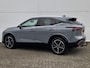 Nissan Qashqai 1.3 MHEV Tekna / NL Auto / Trekhaak 1400 KG / Panoramadak / All Seasonbanden / Half Lederen Bekleding / Navigatie / Elektrische Kofferbak / Adaptive Cruise Control / Climate Control / 360 Graden Camera /