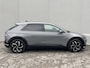 Hyundai Ioniq 5 Lounge 77.4 kWh / Dealer Onderhouden/ Accu SoH 96 % / WLTP 507 km / CCS Snel Laden / Lederen Bekleding / Stoelventilatie / Elektr. Voorstoelen / Elektrische Achterklep / Stuur-, Stoel- & Achterbankverwarming / Achteruitrijamera / Navi / Apple Carplay & Android Auto / 19" LM wielen / Winterwielenset /