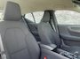 Volvo XC40 1.5 T2 Momentum Core | Trekhaak | Parkeersensoren | Cruise Control | Climate Control | Lichtmetalen Velgen 17 inch | Navigatie | Apple Carplay | Android Auto