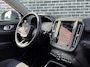 Volvo XC40 1.5 T2 Momentum Core | Trekhaak | Parkeersensoren | Cruise Control | Climate Control | Lichtmetalen Velgen 17 inch | Navigatie | Apple Carplay | Android Auto