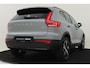 Volvo XC40 B4 (M-HYBRID) PLUS DARK -HARMAN/KARDON|CAMERA|ADAP.CRUISE|POWER-SEATS|VERW.VOORRUIT|PRIVACY.GLAS|TREKHAAK|18"