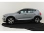 Volvo XC40 B4 (M-HYBRID) PLUS DARK -HARMAN/KARDON|CAMERA|ADAP.CRUISE|POWER-SEATS|VERW.VOORRUIT|PRIVACY.GLAS|TREKHAAK|18"