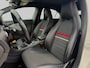 Mercedes-Benz A-klasse 180 Ambition SPORT (Goed onderhoud, Carplay, Navi, PDC V+A, Airco, StoelV, Cruise Con, Etc)