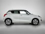 Suzuki Swift 1.0 Stijl Smart Hybrid | Keyless Entry/Start | Climate Control | LED verlichting | Navigatie | Apple CarPlay/Android Auto | Cruise Control | Spiegels elektrisch verstel/inklapbaar |
