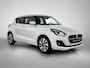 Suzuki Swift 1.0 Stijl Smart Hybrid | Keyless Entry/Start | Climate Control | LED verlichting | Navigatie | Apple CarPlay/Android Auto | Cruise Control | Spiegels elektrisch verstel/inklapbaar |