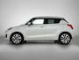 Suzuki Swift 1.0 Stijl Smart Hybrid | Keyless Entry/Start | Climate Control | LED verlichting | Navigatie | Apple CarPlay/Android Auto | Cruise Control | Spiegels elektrisch verstel/inklapbaar |