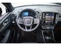 Volvo XC40 Extended Range Plus 82kWh | Adaptive cruise control | Achteruitrijcamera | Stoel- en stuurverwarming | Dodehoekdetectie | Parkeersensoren | Apple Carplay | Android Auto
