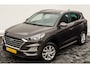 Hyundai Tucson 1.6 131 PK GDI Comfort | Uniek | Ned Auto | 1 e eigenaar | 18.000 Km | Trekhaak | | Clima | Navigatie | Dab Audio | Cruise | 17 inch Lmv | Pdc V/A | Achteruitrijcamera |