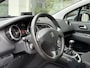 Peugeot 5008 1.2T 130pk Style 7p. | Dealeronderhouden | Trekhaak | Achteruitrijcamera | Panoramadak | Zeer nette staat