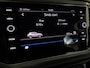 Volkswagen T-Roc 1.5 TSI Style Business 150 pk | Navigatie | Trekhaak (afneembaar) | Parkeersensoren | LED koplampen | Adaptieve cruise control |