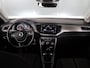Volkswagen T-Roc 1.5 TSI Style Business 150 pk | Navigatie | Trekhaak (afneembaar) | Parkeersensoren | LED koplampen | Adaptieve cruise control |