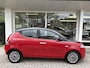 Lancia Ypsilon 0.9 TwinAir Silver Plus | Two Tone | Weinig kilometers | Airconditioning