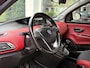Lancia Ypsilon 0.9 TwinAir Silver Plus | Two Tone | Weinig kilometers | Airconditioning